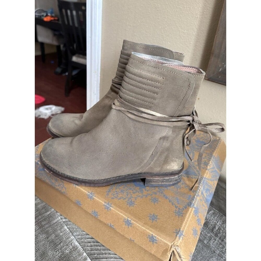 Free People - Cambridge Wrap Boots Women’s Size 36